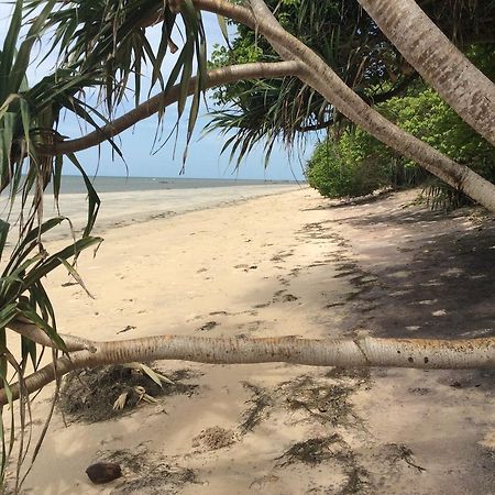 Peponi Beach Resort Pangani Buitenkant foto