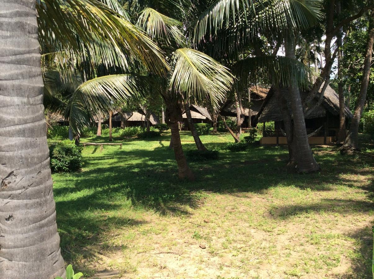 Peponi Beach Resort Pangani Buitenkant foto