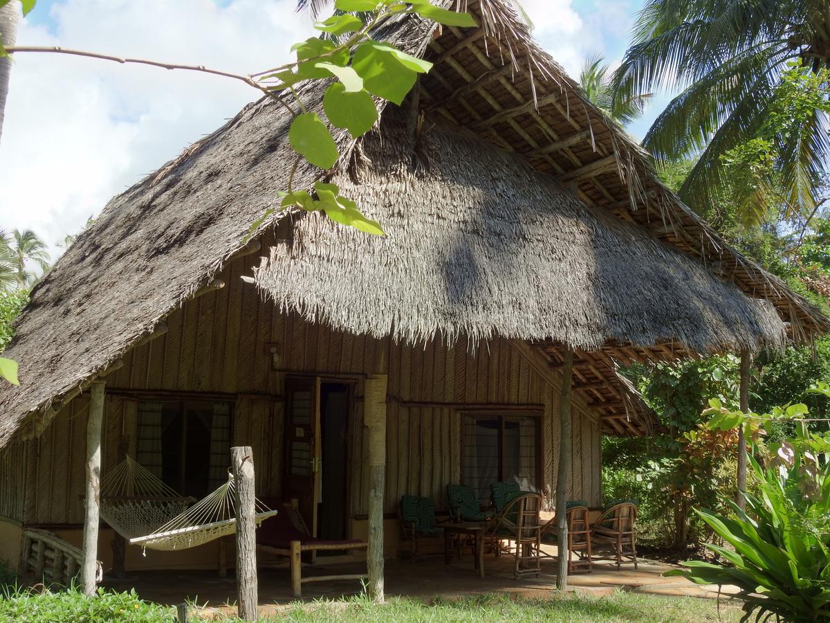 Peponi Beach Resort Pangani Buitenkant foto