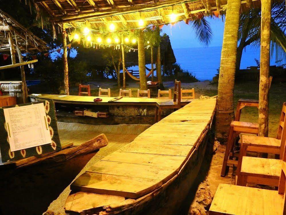 Peponi Beach Resort Pangani Buitenkant foto