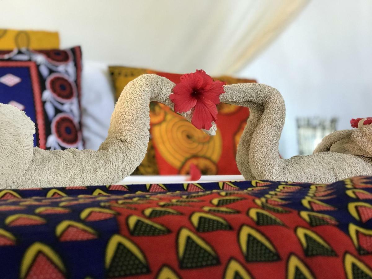 Peponi Beach Resort Pangani Buitenkant foto