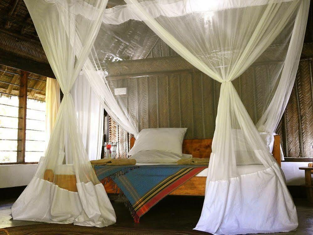 Peponi Beach Resort Pangani Buitenkant foto