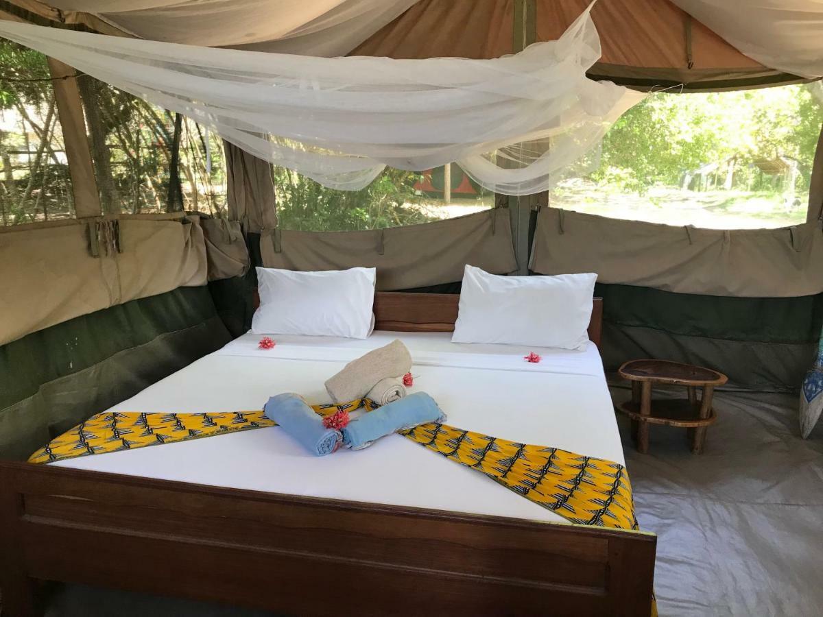 Peponi Beach Resort Pangani Buitenkant foto